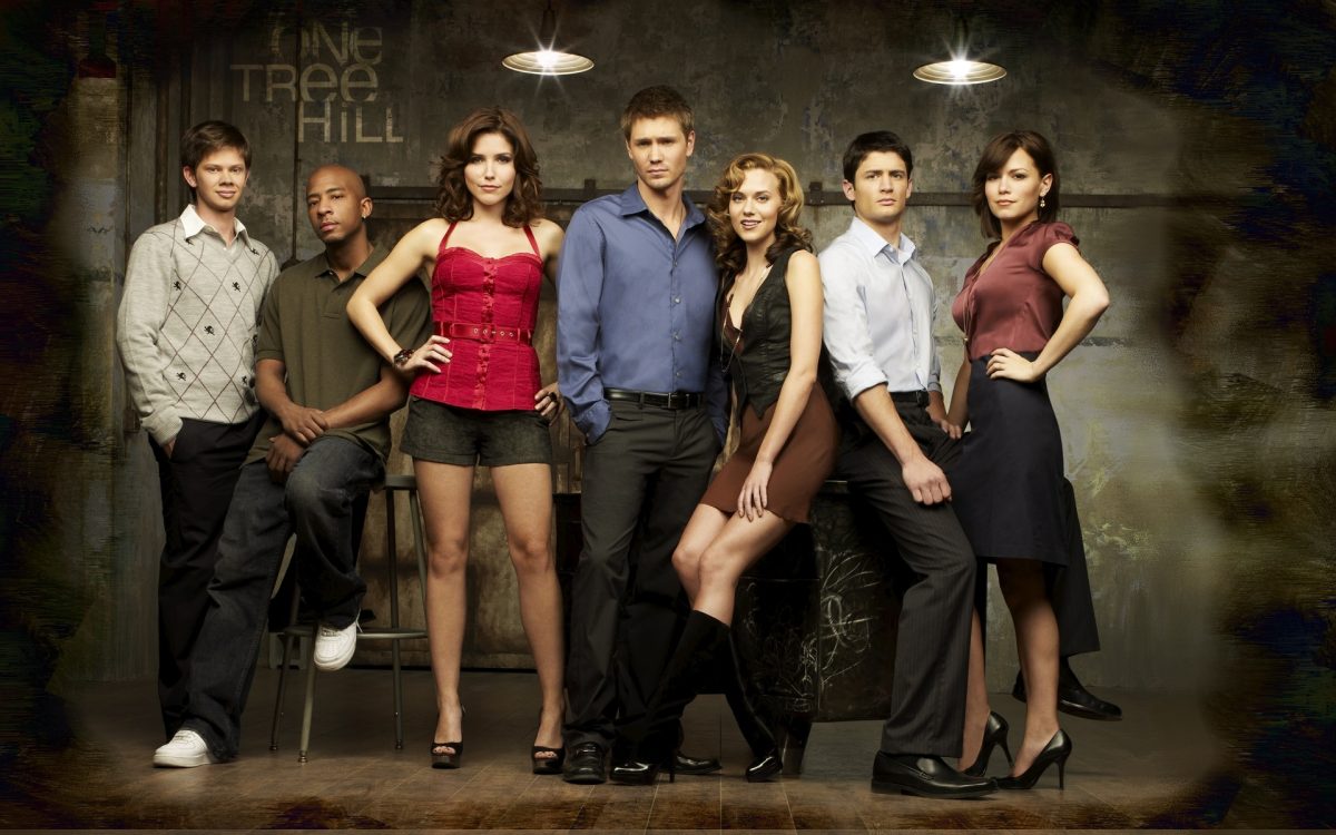 Actors from the original One Tree Hill cast pose together. Not all of them will be reprising their roles in the reboot.