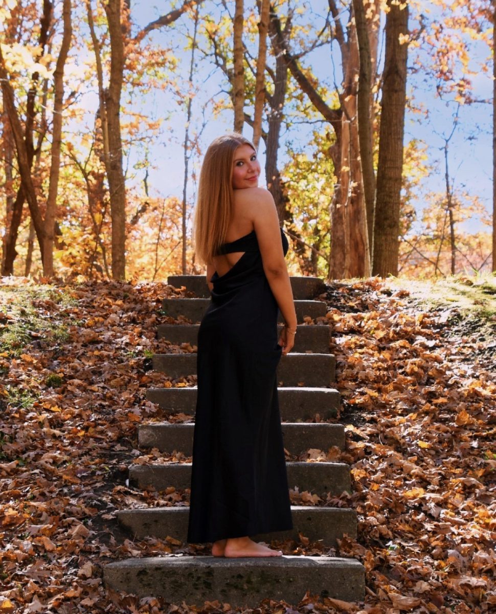 Senior goodbye: Elle Lindaman
